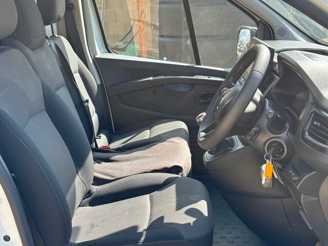 Renault Trafic 2.0 Dci 28 Business Edc Swb Euro 6 Ss 9 Se Grey #11