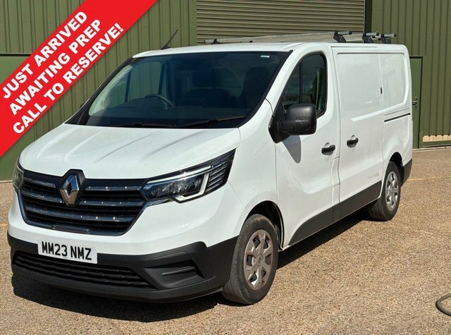 Renault Trafic 2.0 Dci Blue Sl28 Business Panel Van M White