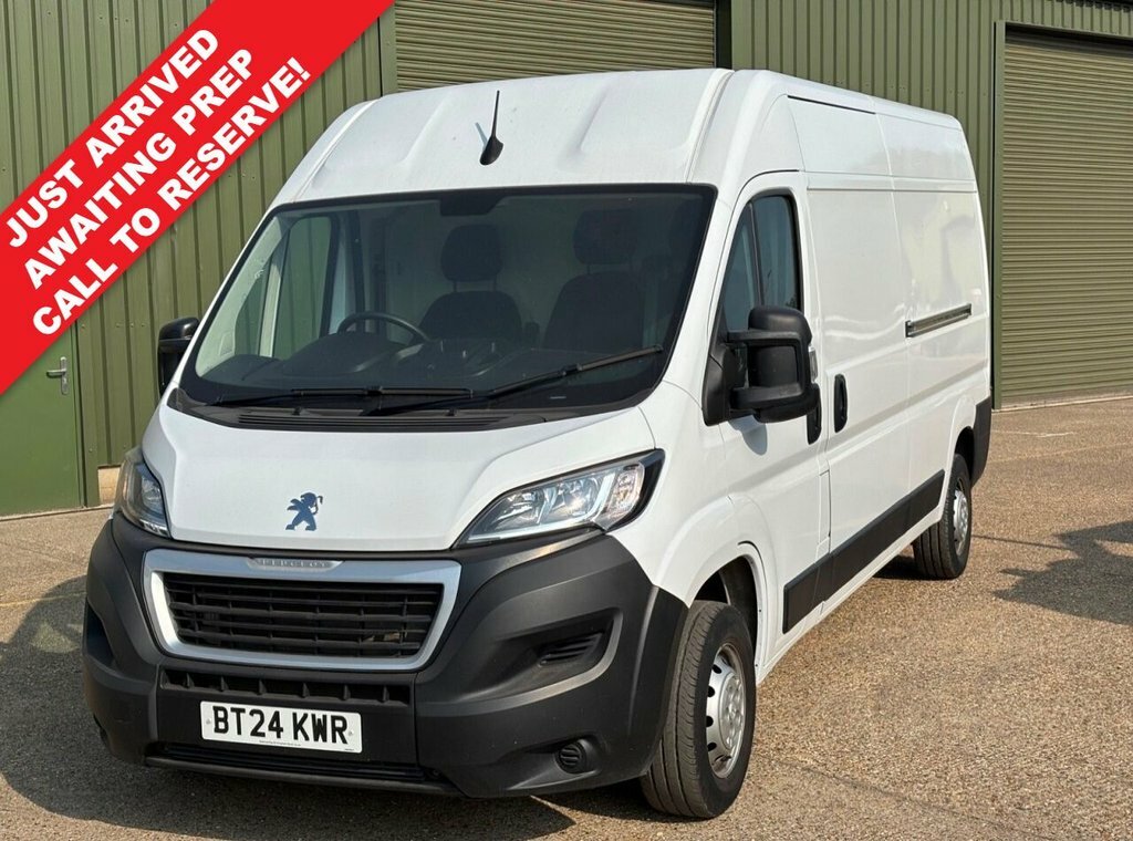Peugeot Boxer 2.2 Bluehdi 335 Professional Premium Panel Van 5
