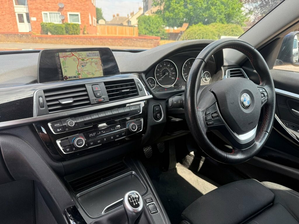 BMW 3 Series 2.0 320I Sport Touring Euro 6 S LL66UZM #2