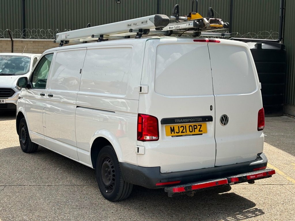 Volkswagen Transporter 2.0 Tdi T30 Startline Panel Van MJ21OPZ #4
