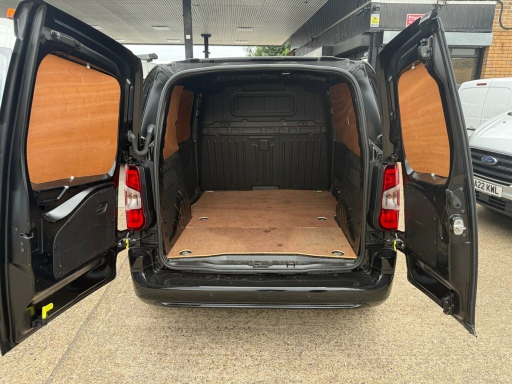 Vauxhall Combo 1.5 Turbo D 2000 Limited Edition Nav Panel Van  #3