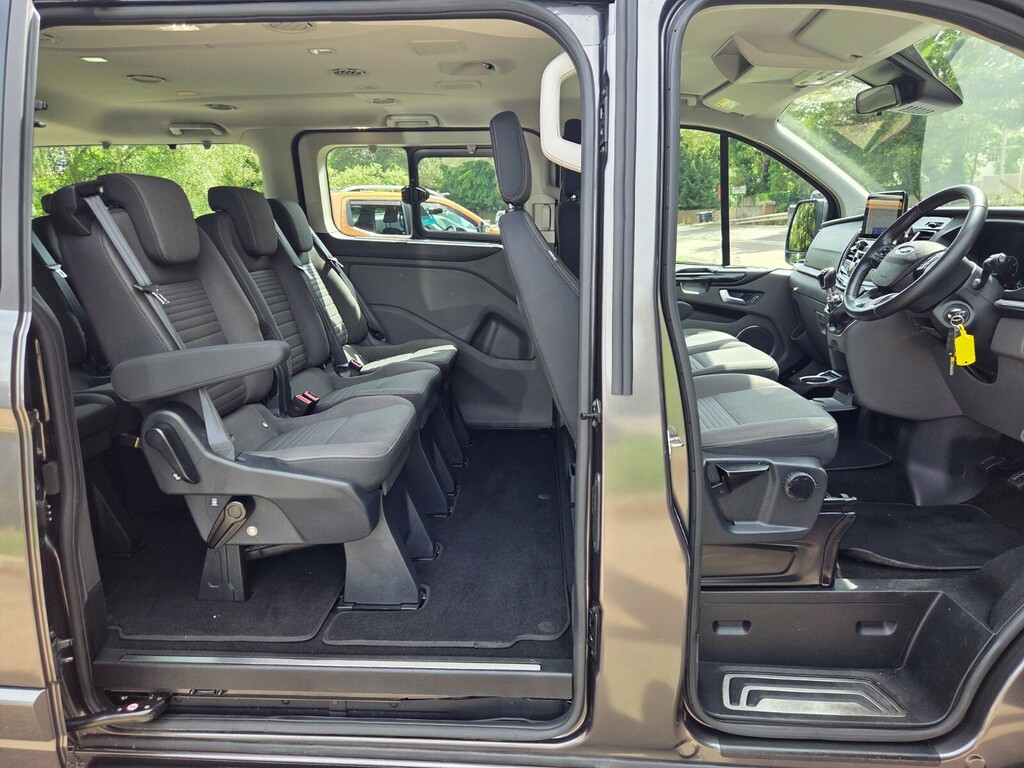 Ford Tourneo Custom 2.0 Ecoblue 130Ps Low Roof 9 Seater Titanium Grey #2