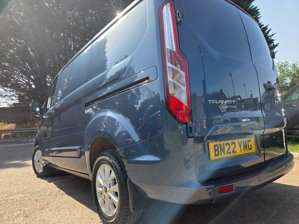 Ford Transit Custom 2.0 Ecoblue 130Ps Low Roof Limited Van BN22YMG Blue #4