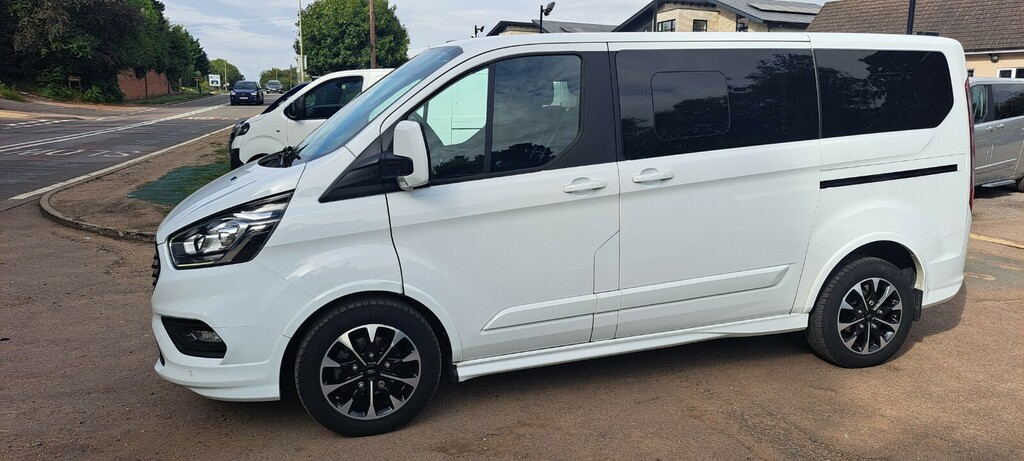 Ford Tourneo Custom 2.0 Ecoblue 105Ps Low Roof 8 Seater Zetec #10