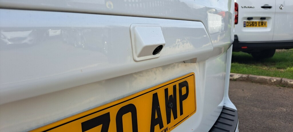 Ford Tourneo Custom 2.0 Ecoblue 105Ps Low Roof 8 Seater Zetec #44