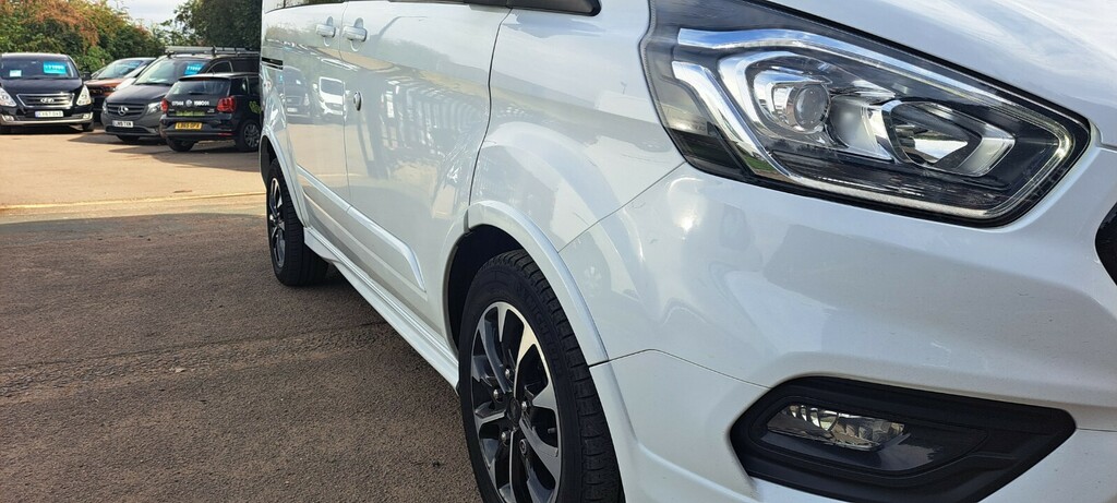 Ford Tourneo Custom 2.0 Ecoblue 105Ps Low Roof 8 Seater Zetec #36