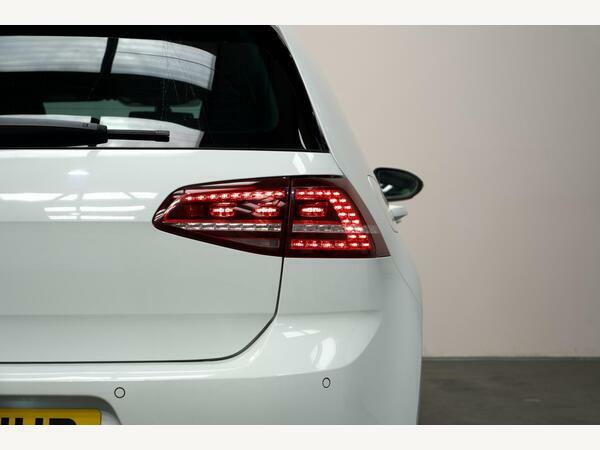 Volkswagen Golf 1.4 Tsi Match White #9
