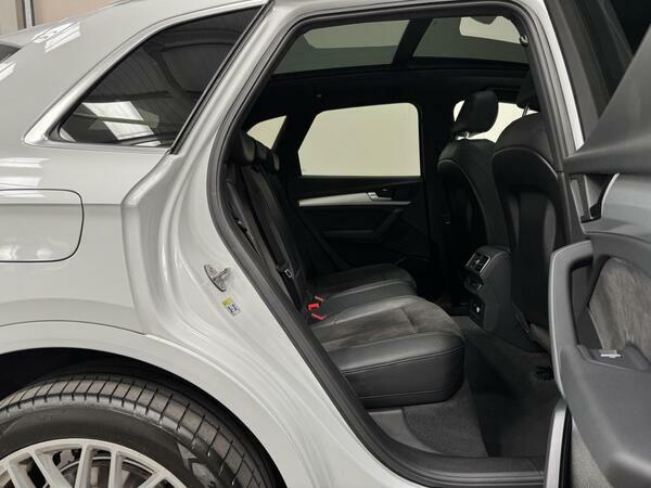 Audi Q5 2019 2.0 Tdi Quattro S Line 188 Bhp White #52