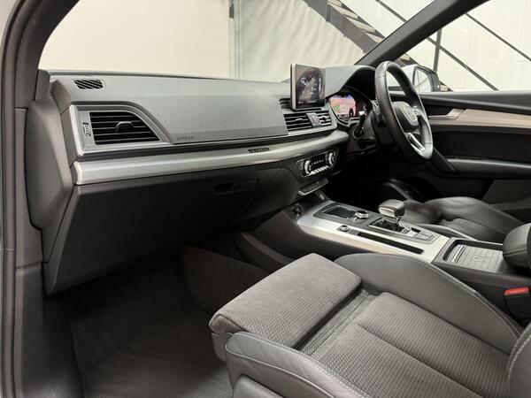 Audi Q5 2019 2.0 Tdi Quattro S Line 188 Bhp White #46
