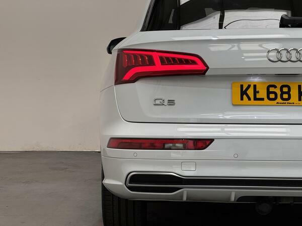Audi Q5 2019 2.0 Tdi Quattro S Line 188 Bhp White #15