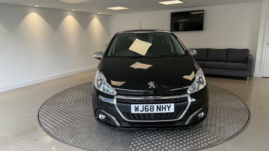 Peugeot 208 Hatchback 1.2 Puretech Tech Edition Euro 6 Ss 5 WJ68NHY Black #5