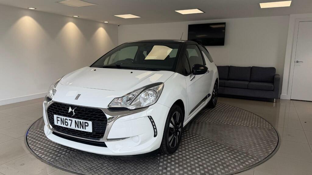 DS DS 3 Hatchback 1.2 Puretech Chic Euro 6 201767 White #4