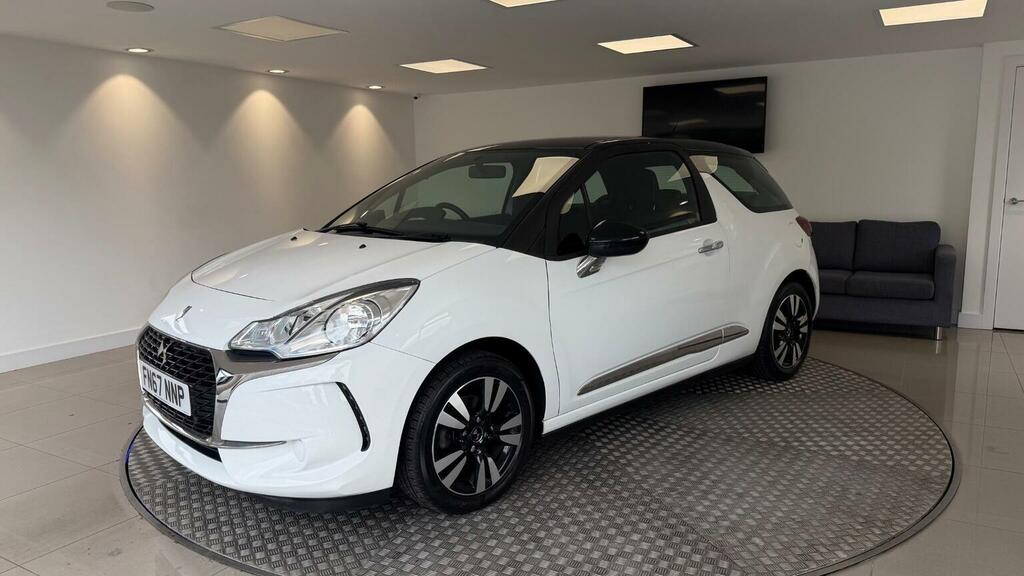 DS DS 3 Hatchback 1.2 Puretech Chic Euro 6 201767 White #2