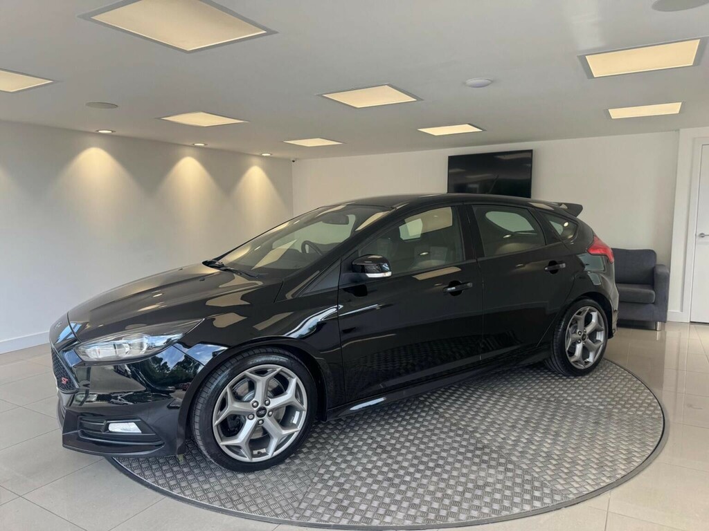 Ford Focus 2.0 Tdci St-2 Euro 6 Ss Black