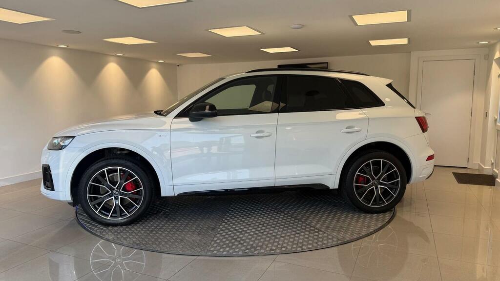 Audi Q5 2.0 Tdi 40 Edition 1 S Tronic Quattro Euro 6 Ss White #4