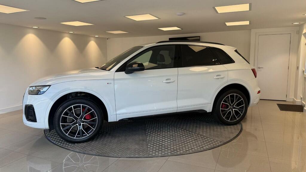 Audi Q5 2.0 Tdi 40 Edition 1 S Tronic Quattro Euro 6 Ss White #3