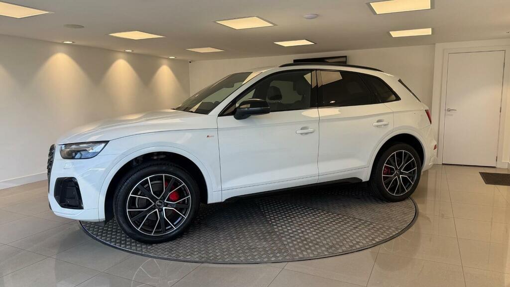 Audi Q5 2.0 Tdi 40 Edition 1 S Tronic Quattro Euro 6 Ss White #2