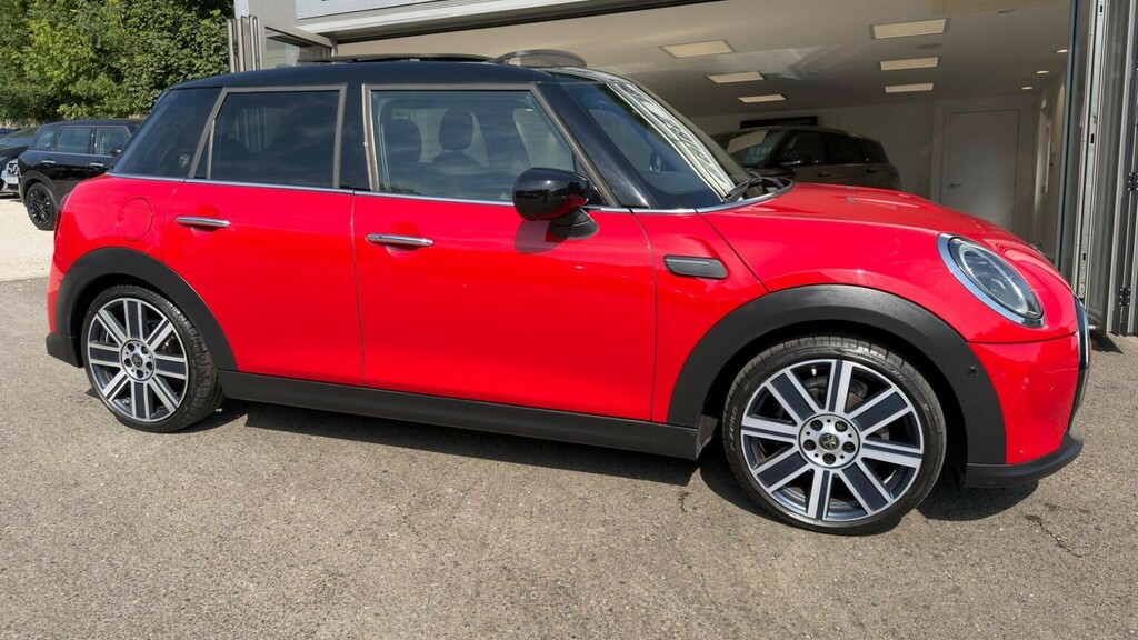 Mini Hatch Hatchback 1.5 Cooper Exclusive Steptronic Euro 6 LL71ZHW Red #2