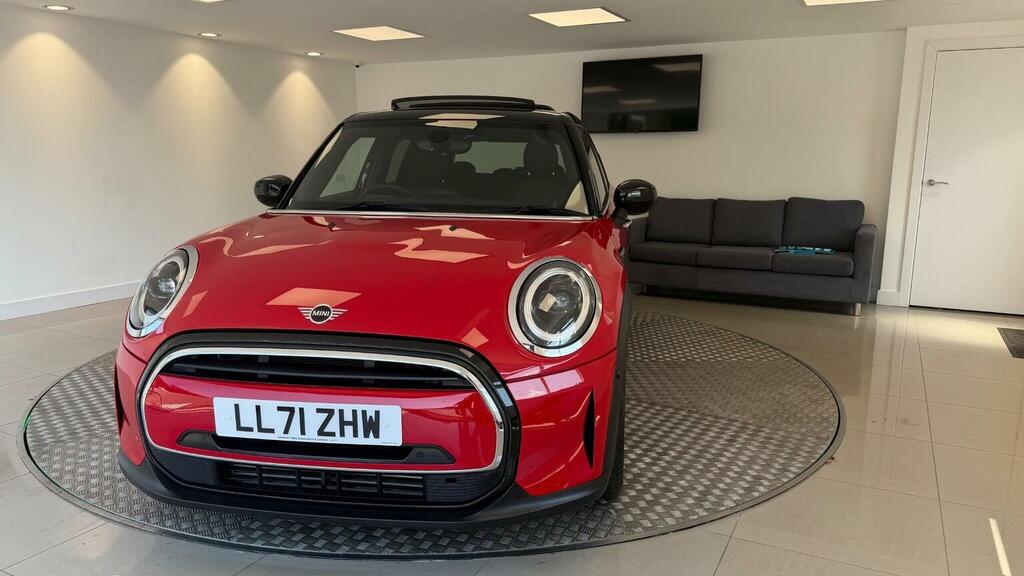 Mini Hatch Hatchback 1.5 Cooper Exclusive Steptronic Euro 6 LL71ZHW Red #5