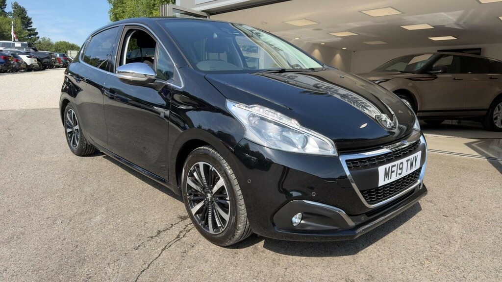 Peugeot 208 1.2 Puretech Tech Edition Euro 6 Ss Black #5