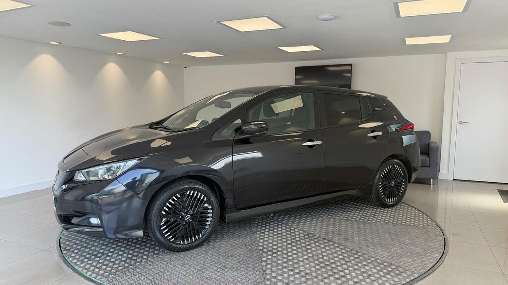 Nissan Leaf Hatchback 39Kwh N-connecta 202272 Black #2
