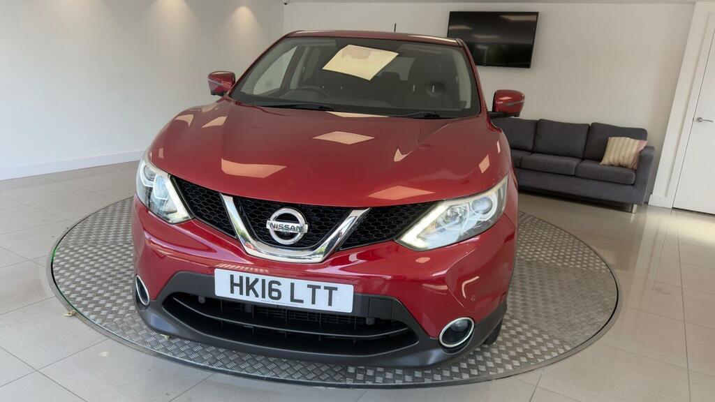 Nissan Qashqai Suv 1.6 Dig-t N-connecta 2Wd Euro 6 Ss 201 Red #3