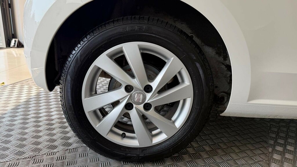 Seat MII 2013 1.0 Toca 59 Bhp White #16