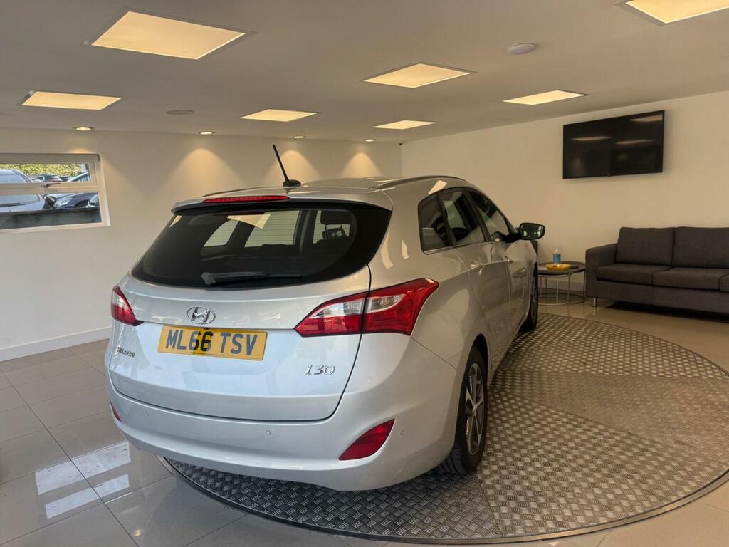 Hyundai I30 Blue #32