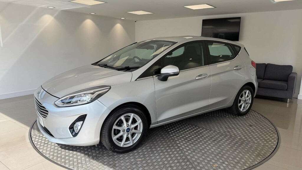 Ford Fiesta 1.1 Ti-vct Zetec Euro 6 Ss Silver #2