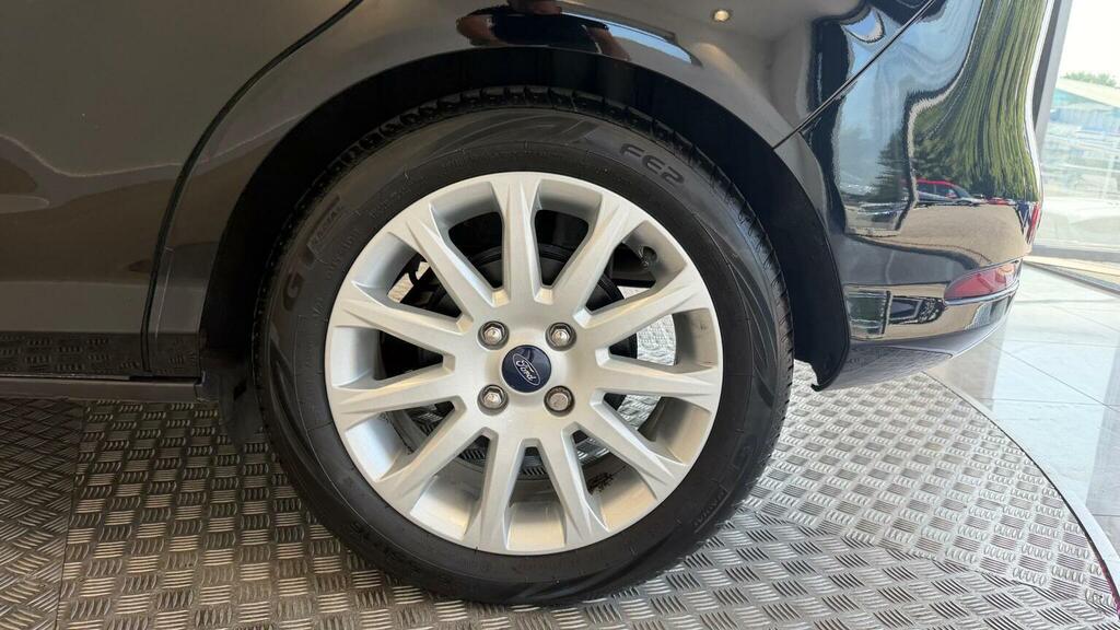 Ford B-Max 1.5 Tdci Zetec Navigator Euro 6 Ss Black #54