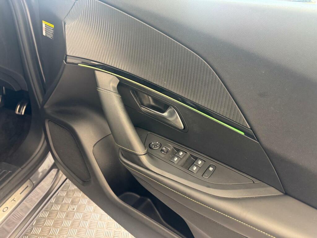 Peugeot 2008 Puretech Ss Allure Premium Grey #32