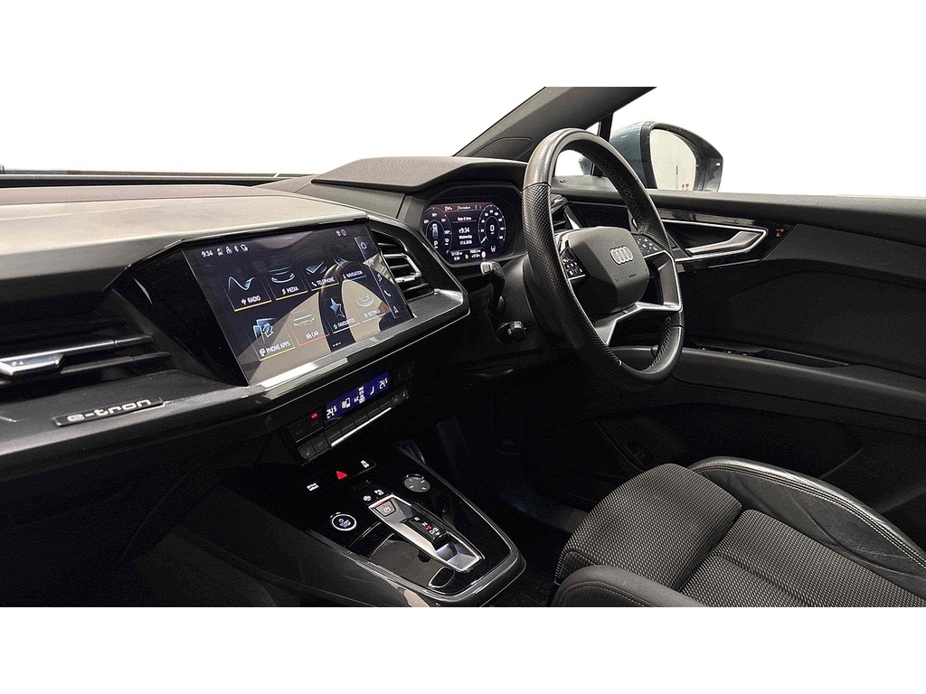 Audi Q4 E Tron S Line Blue #4