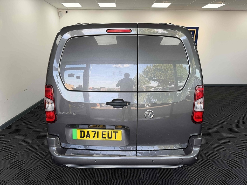 Vauxhall Combo-e Life 2300 50Kwh Sportive Panel Van 6Dr L2 Grey #6