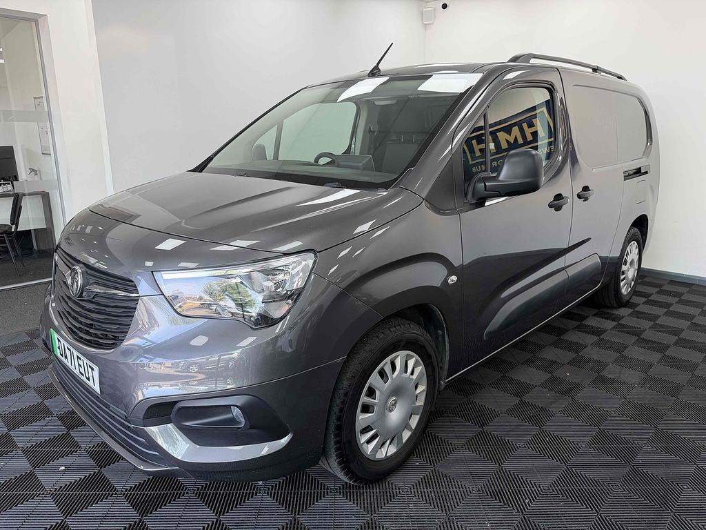Vauxhall Combo-e Life 2300 50Kwh Sportive Panel Van 6Dr L2 Grey #3