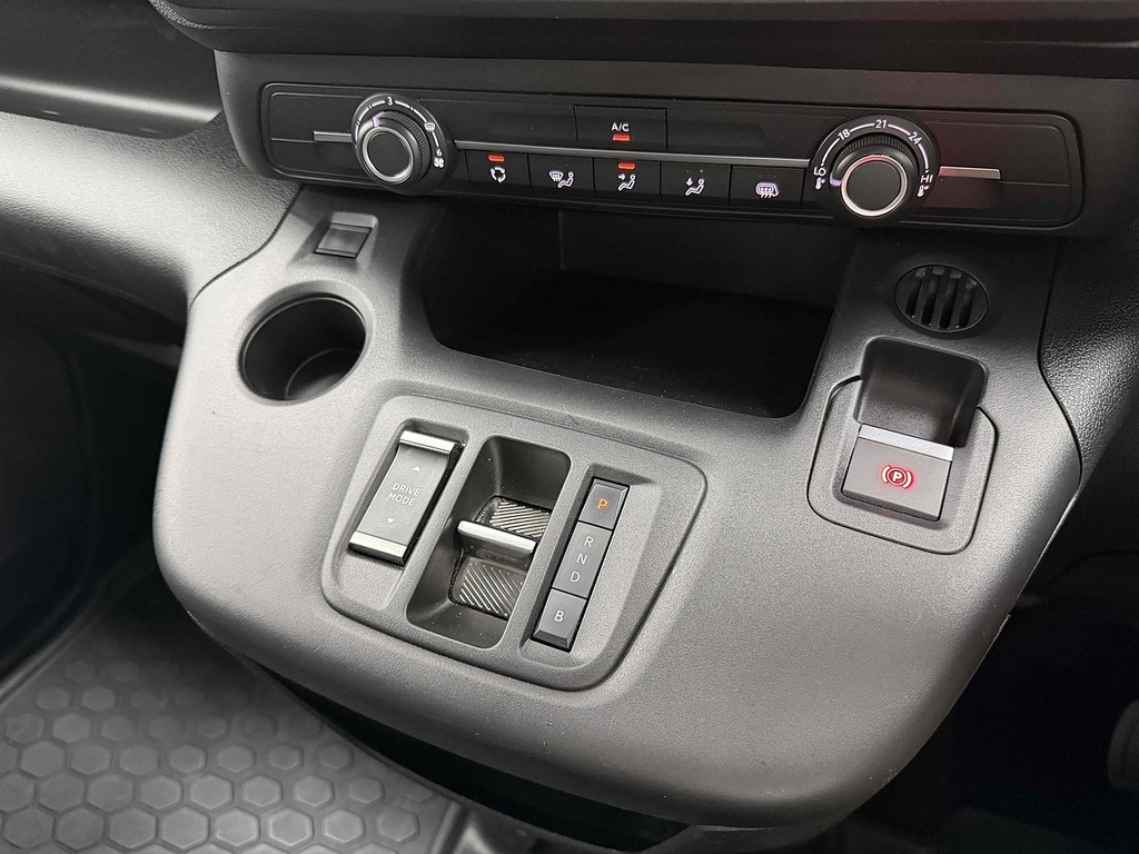 Vauxhall Combo-e Life 100Kw Se 50Kwh Grey #23