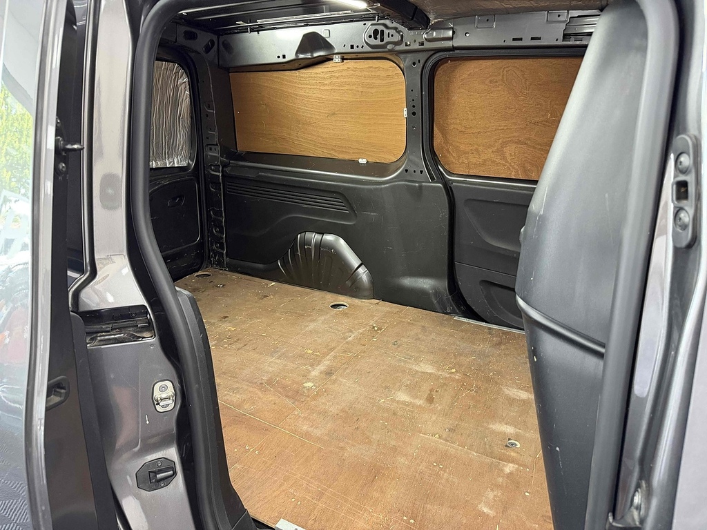 Vauxhall Combo-e Life 100Kw Se 50Kwh Grey #15