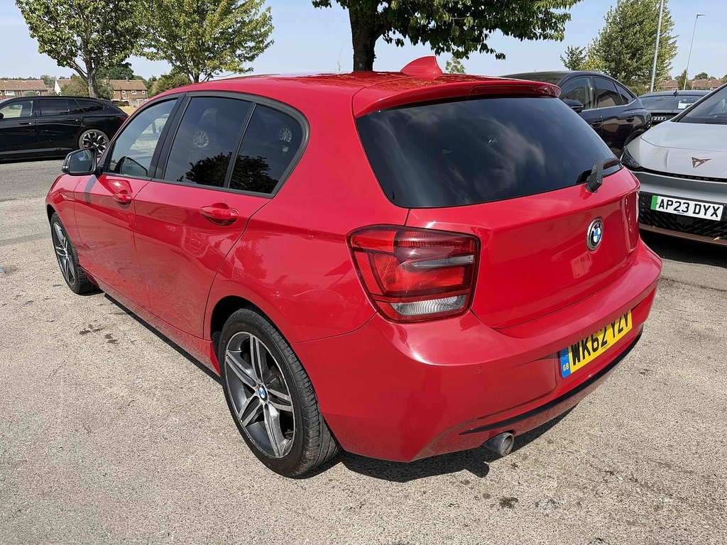 BMW 1 Series 116D Sport Red #4