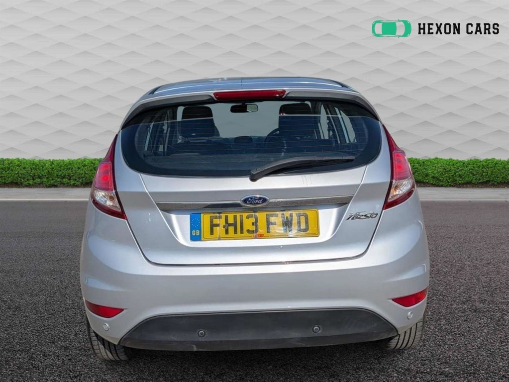 Ford Fiesta Zetec #5