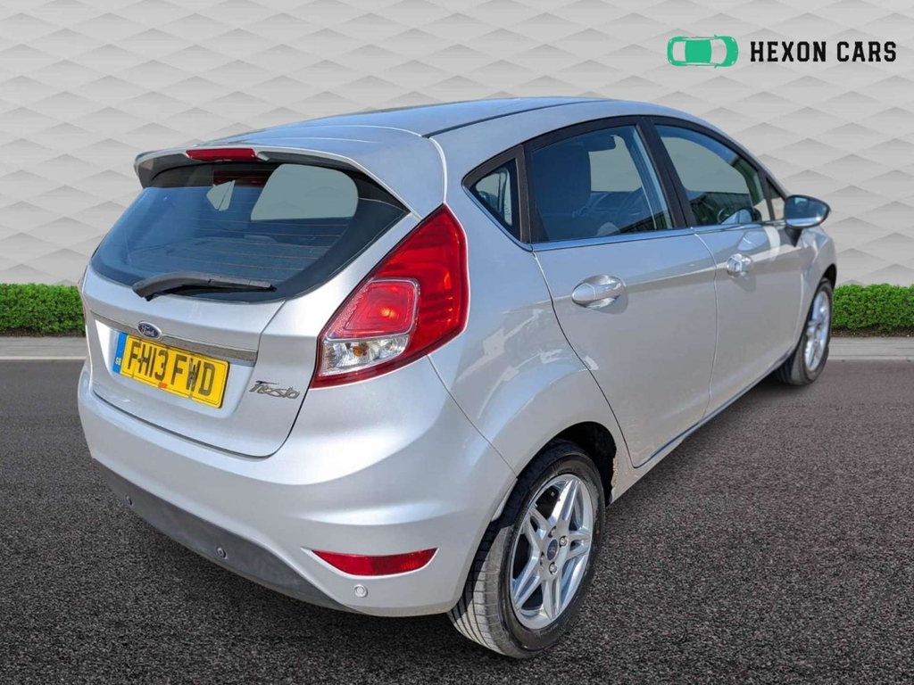 Ford Fiesta Zetec #6
