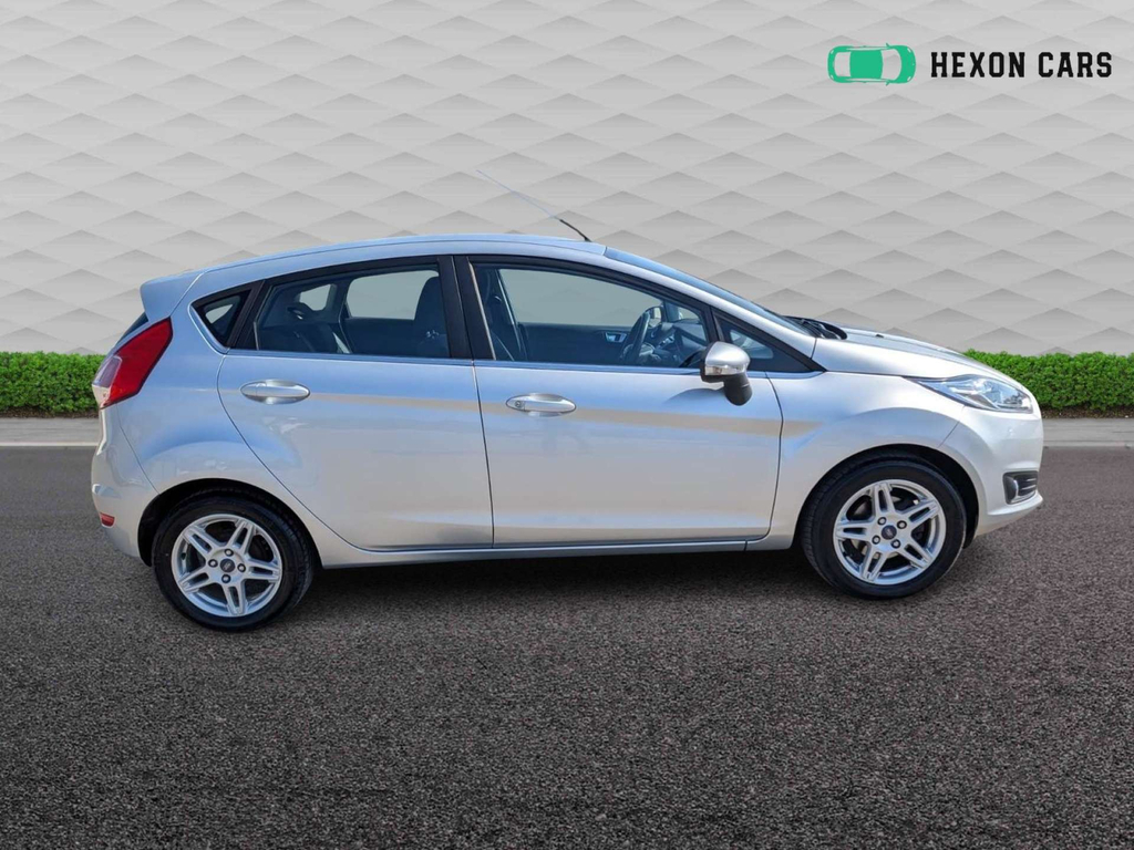 Ford Fiesta Zetec #3