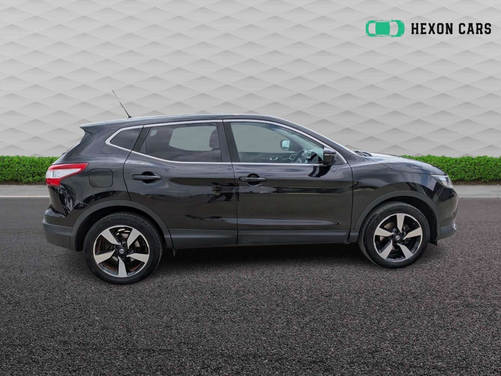 Nissan Qashqai N-connecta Dci YG66AJX Black #3