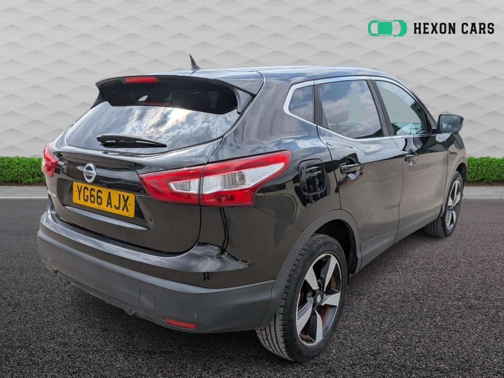 Nissan Qashqai N-connecta Dci YG66AJX Black #4