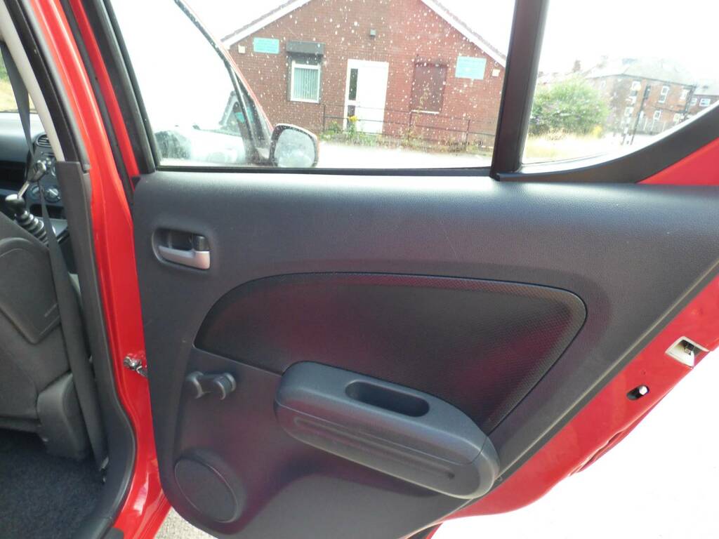 Suzuki Splash 1.0 12V Sz2 Euro 5 White #19