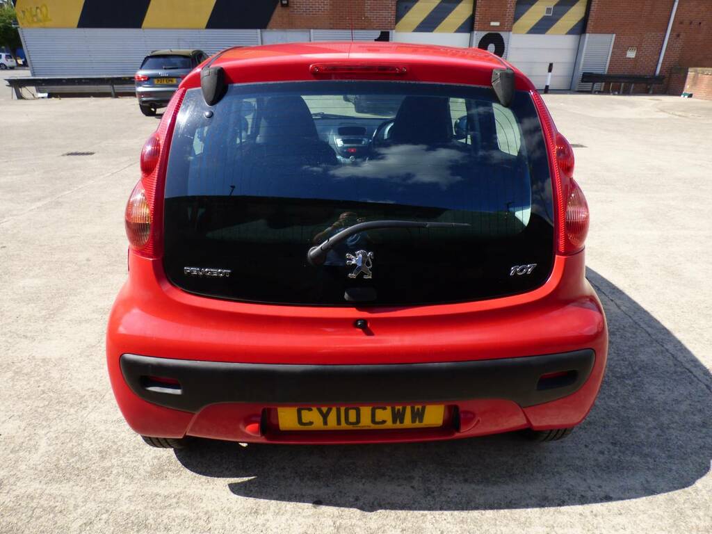 Peugeot 107 1.0 Urban Red #5