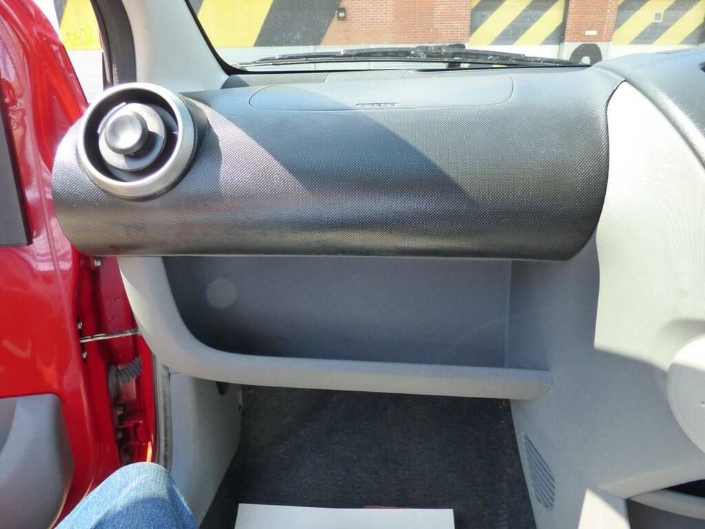 Peugeot 107  Black #23