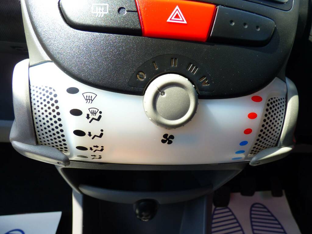 Peugeot 107  Black #25