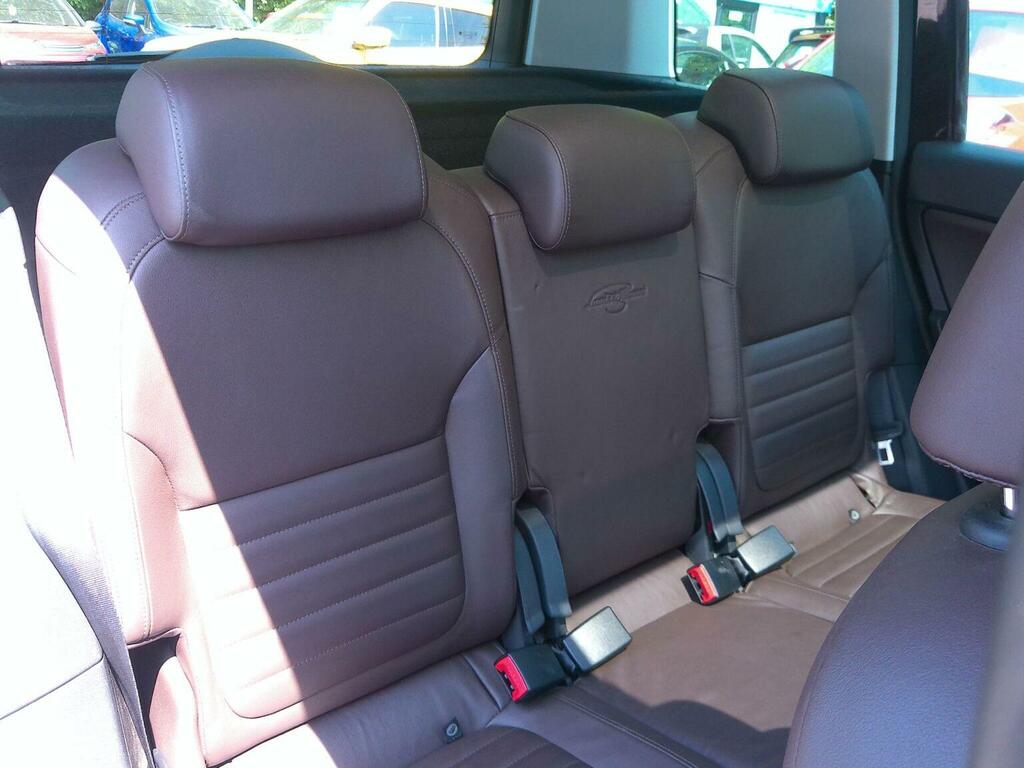 Skoda Yeti Yeti 2.0Tdi Scr 4X4 Laurinklement Outdoor Dsg Black #25