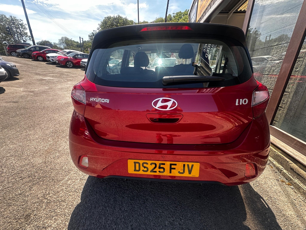 Hyundai I10 1.0 Advance Euro 6 Ss DS25FJV Red #5