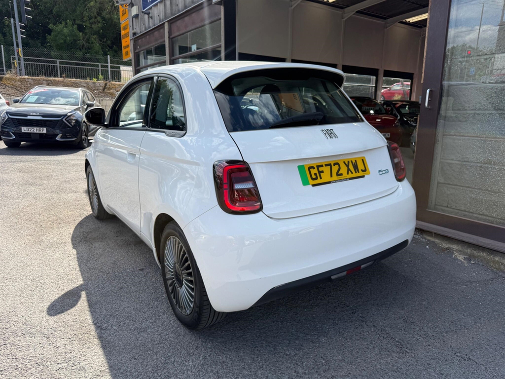 Fiat 500E 42Kwh Icon GF72XWJ White #6